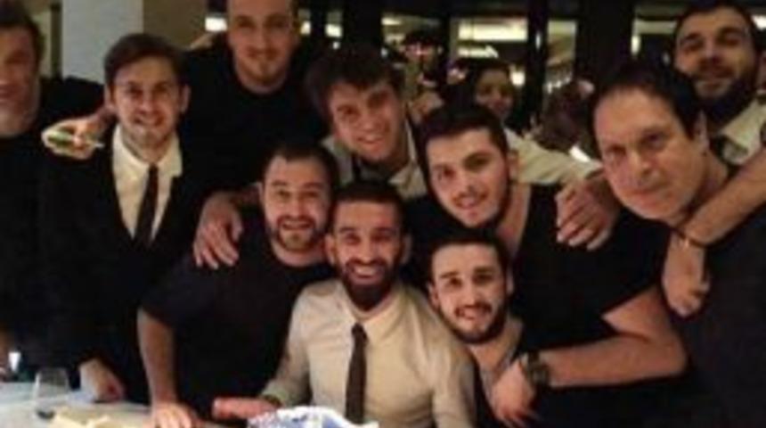 Arda Turan&rsquo;a Anlamlı Doğum G&uuml;n&uuml; Kutlaması