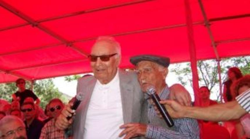 Yaşar Kemal&rsquo;in Son Durumu &Uuml;zd&uuml;