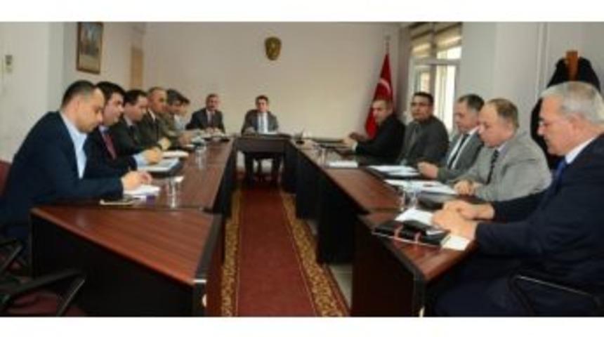 İl &Ouml;zel İdaresi Şube M&uuml;d&uuml;rleri Toplantısı Yapıldı