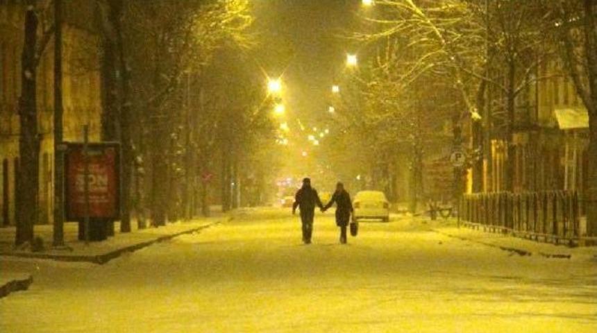 Doğu'da Soğuk Hava S&uuml;r&uuml;yor: Ardahan - 22