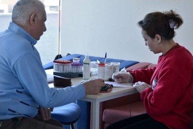 Kızılay Kan Merkezi İle Tepebaşı Belediyesi İşbirliği Sürüyor