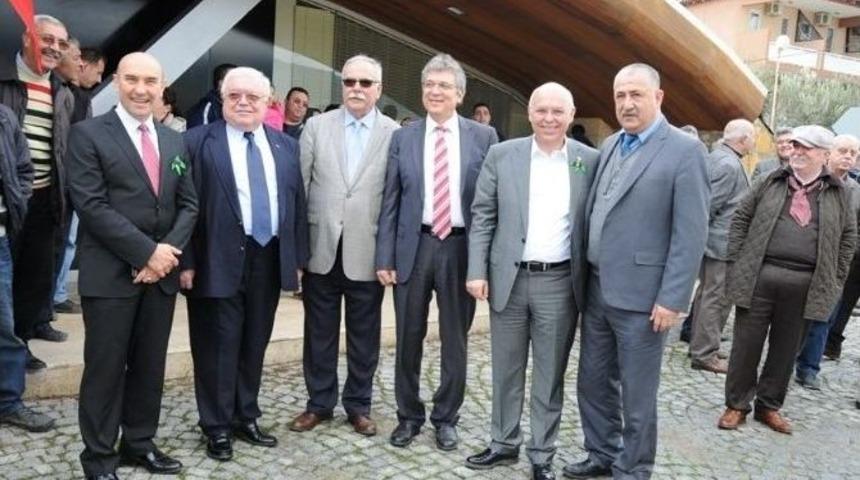 K&uuml;&ccedil;&uuml;kkuyu&rsquo;da 5. Zeytin Kurtuluş Şenlikleri D&uuml;zenlendi