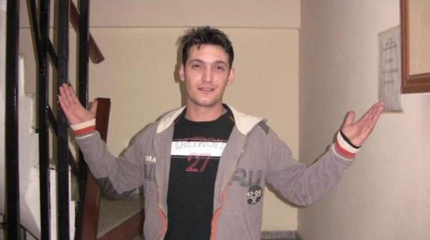 Dedesi Ile Anneannesini &Ouml;ld&uuml;rmekten Yargılanıp Beraat Eden Torun, Tazminat Davası A&ccedil;tı