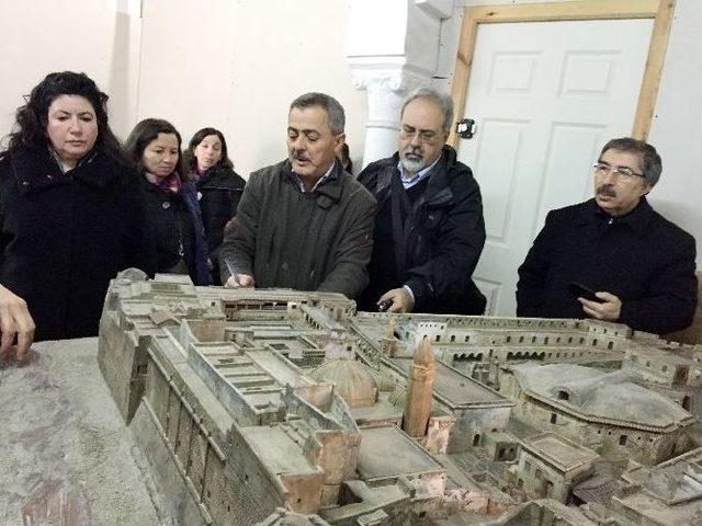 Türkiye, Cezayir’de Tarihi Ve Kültürel Mirasa Sahip Çıkmaya Devam Ediyor