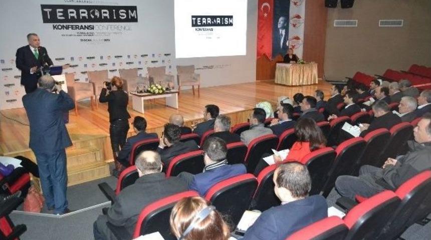 &Uuml;sk&uuml;dar&rsquo;da Uluslararası Ter&ouml;rizm Konferansı