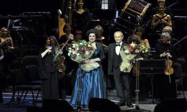 Ödüllü Soprano Simge Büyükedes ’la Boheme’ Operası İçin Antalya’da