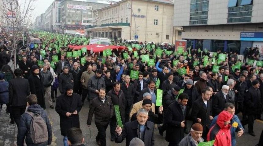 Binlerce Erzurumlu Peygambere Saygı Ve Zulme Lanet Y&uuml;r&uuml;y&uuml;ş&uuml; Yaptı