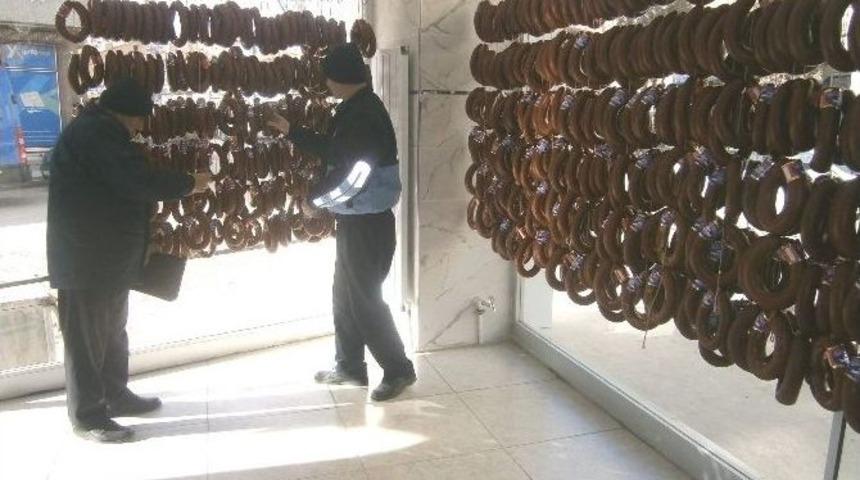 Bolvadinde Zabıta Denetimleri Devam Ediyor