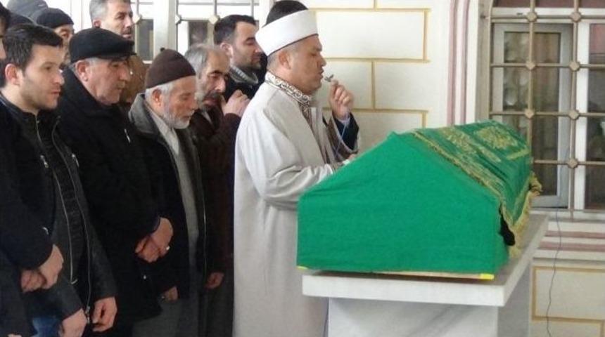 Kazada &Ouml;len İş&ccedil;i Son Yolculuğuna Uğurlandı