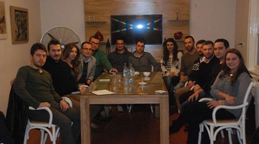 S&uuml;leyman Demirel Anadolu Lisesi Mezunları Dernekleşti