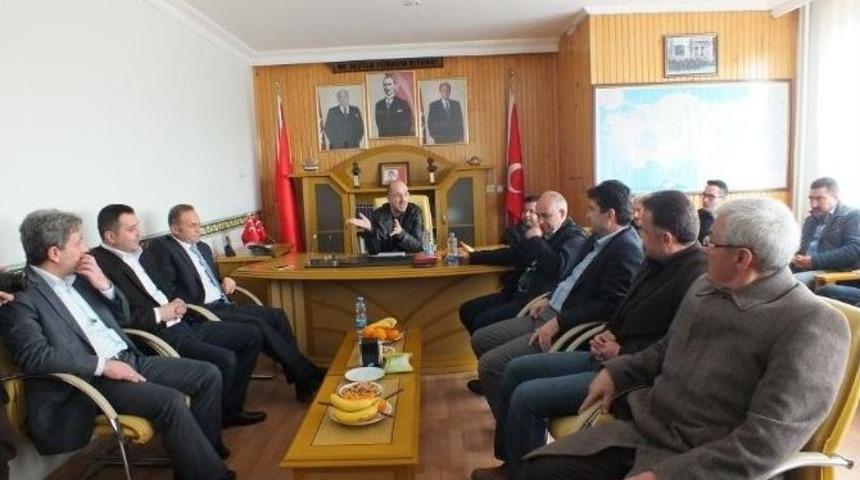 Ak Parti&rsquo;den Mhp&rsquo;ye Hayırlı Olsun Ziyaret