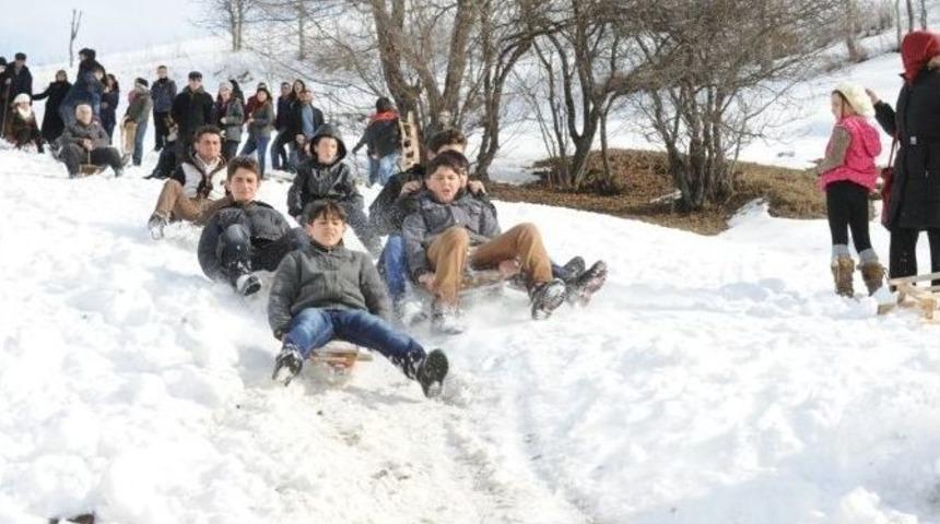 4. Şavşat Yavuzk&ouml;y Kar Şenlikleri