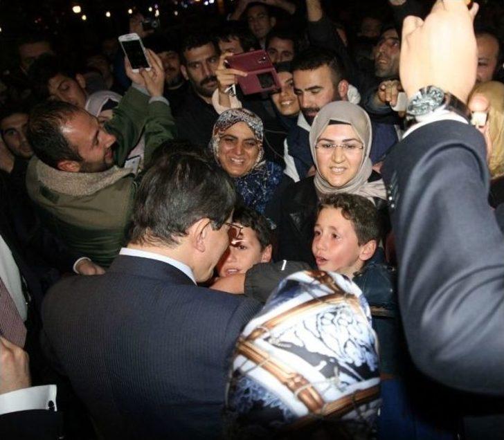 Başbakan Davutoğlu İzmir Valiliğini Ziyaret Etti G2