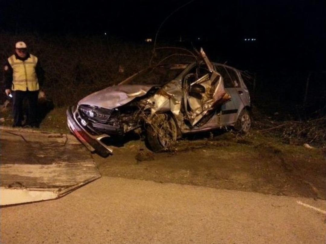 Bu Ara&ccedil;tan &Uuml;&ccedil; Kişi Sağ &Ccedil;ıktı