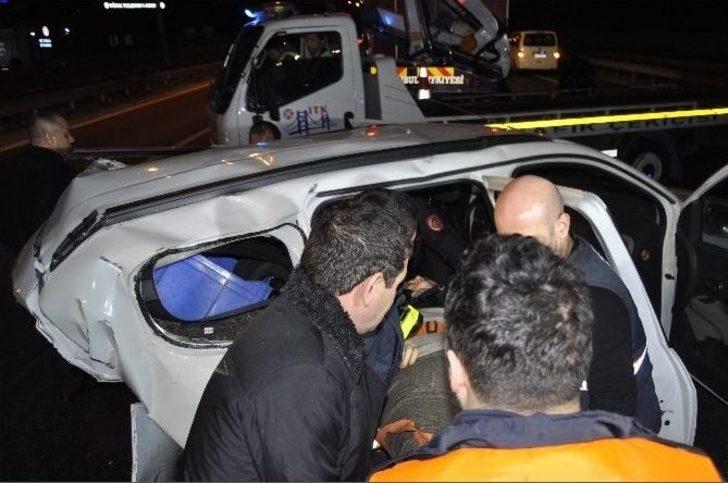 Kendisine Makas Atan Otomobile Çarptı: 3 Yaralı G5