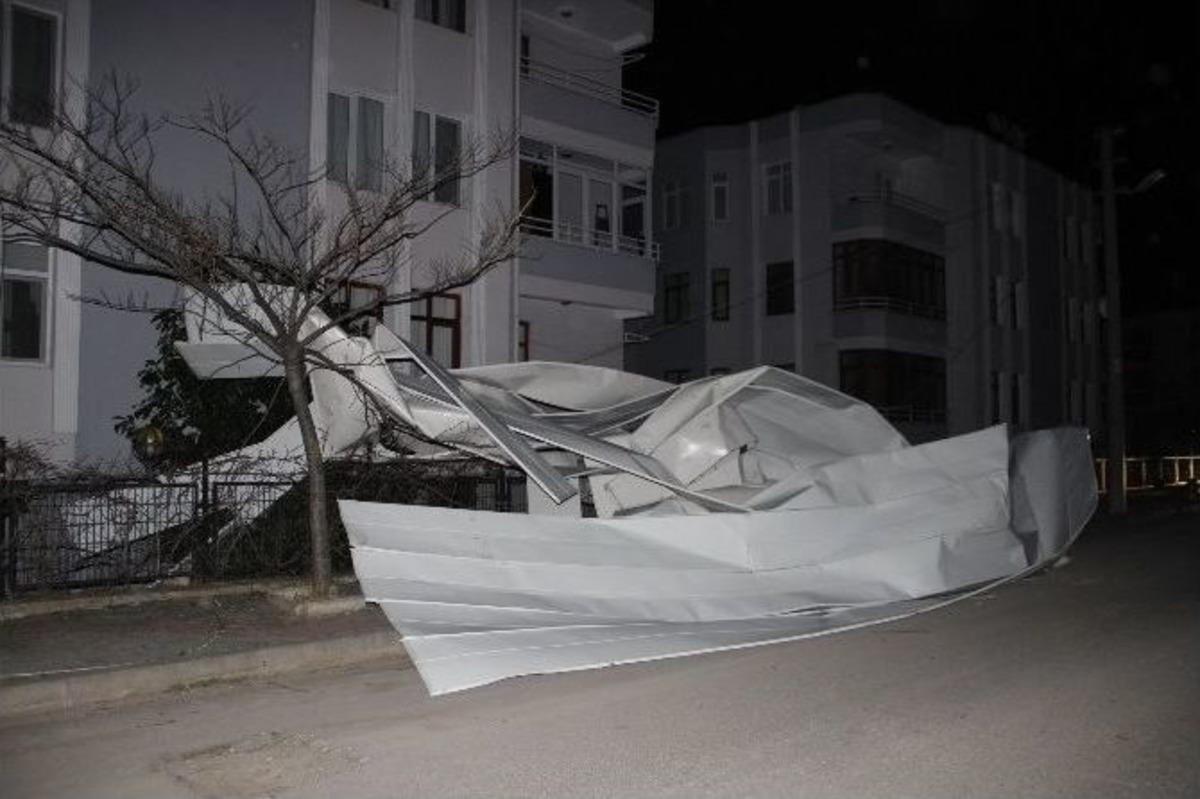 Okulların Kapalı Olması Faciayı &Ouml;nledi