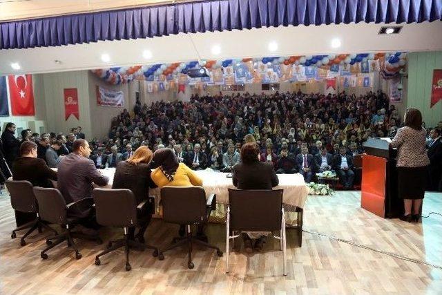 Şehitkamil Kadın Kolları Kongresi 1