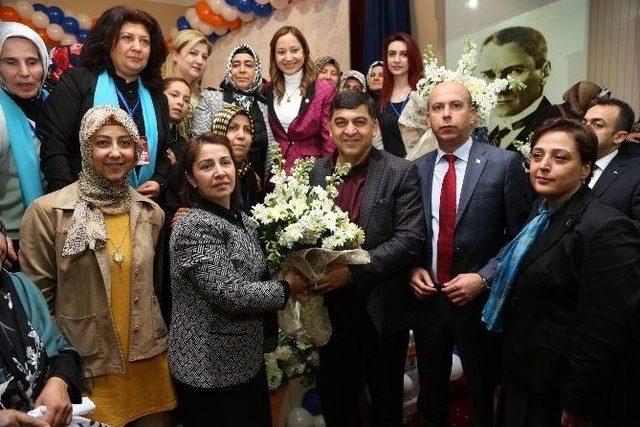 Şehitkamil Kadın Kolları Kongresi 3