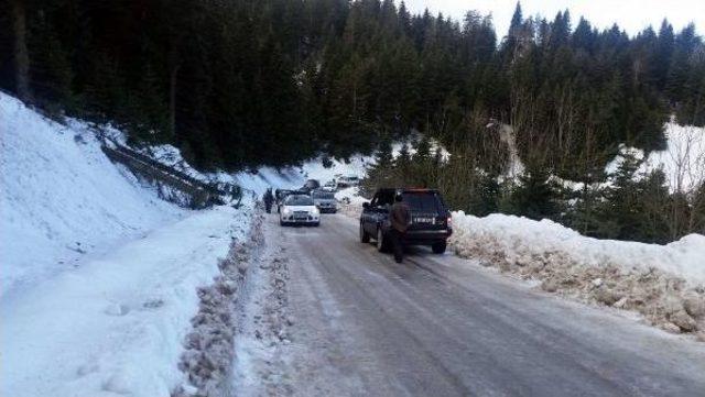 Kartalkaya Yolunda Buzlanma Çilesi