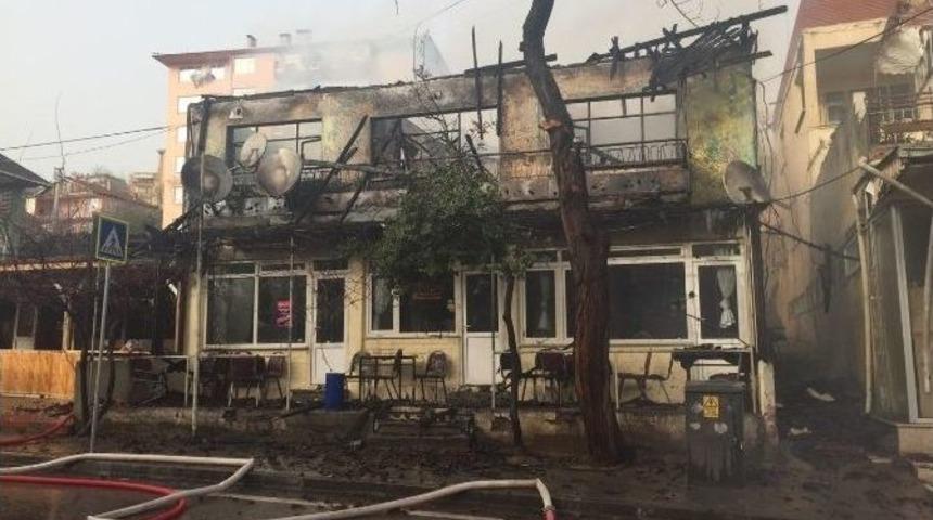 2 Katlı Bina K&uuml;l Oldu