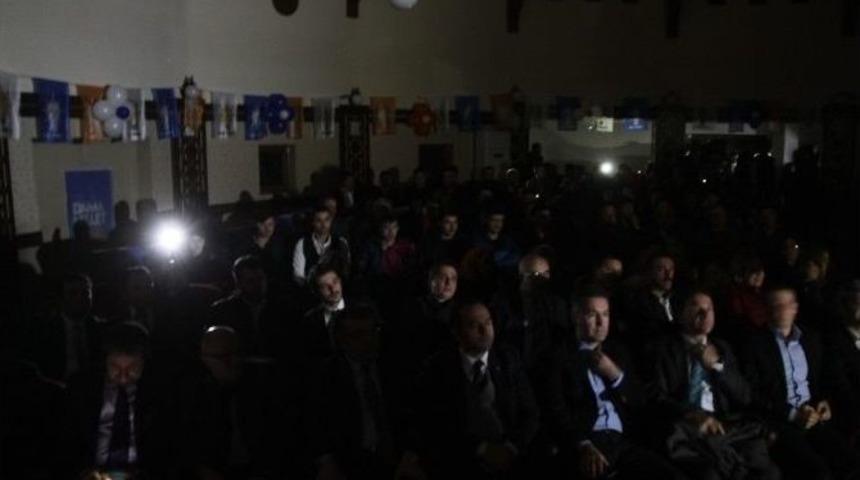 Cep Telefonuyla Kongre Yaptılar