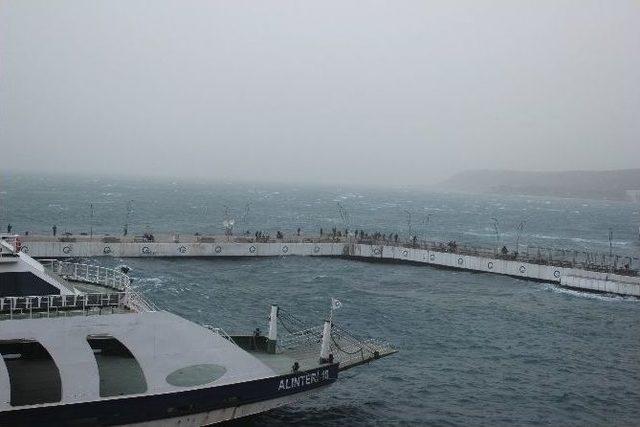 Toz Bulutları Çanakkale Boğazı’nı Kapladı