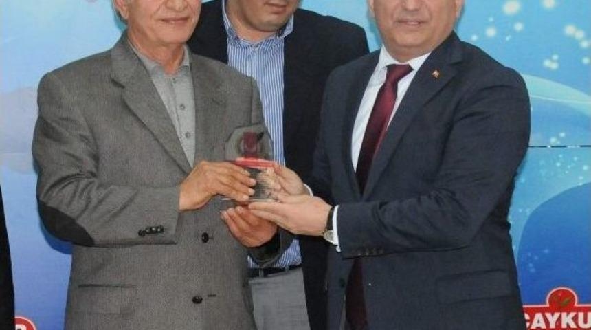 Ekşioğlu Ailesine İki &Ouml;nemli &Ouml;d&uuml;l