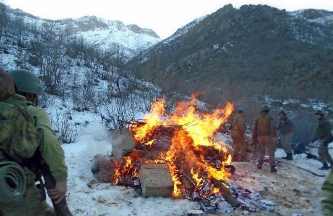 Hakkari&rsquo;de 129 Bin Paket Ka&ccedil;ak Sigara İmha Edildi