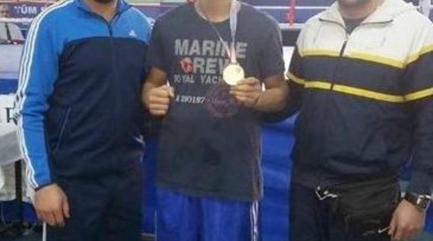 Ağrılı Boks&ouml;r T&uuml;rkiye Şampiyonu Oldu