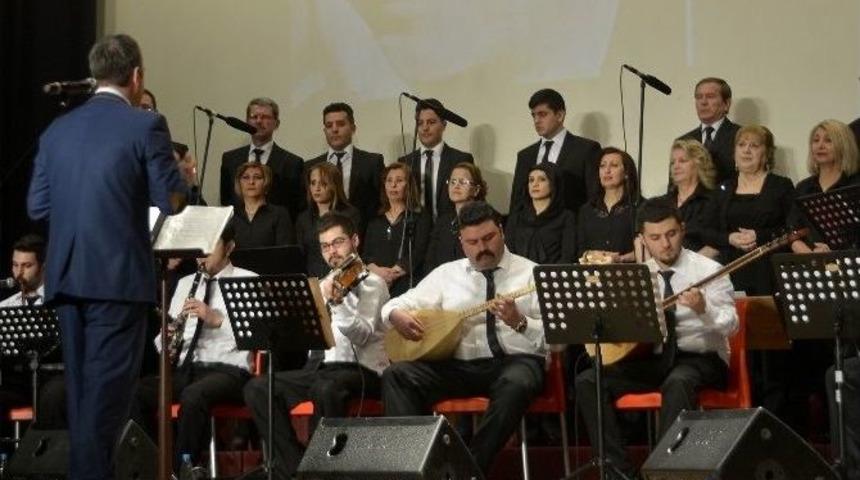Nazım Hikmet Ve Uğur Mumcu&rsquo;yu Anma Konseri