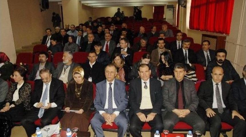 D&uuml;&rsquo;de Sosyal Bilimler Perspektifinden Barışın &Ouml;nemi Sempozyum