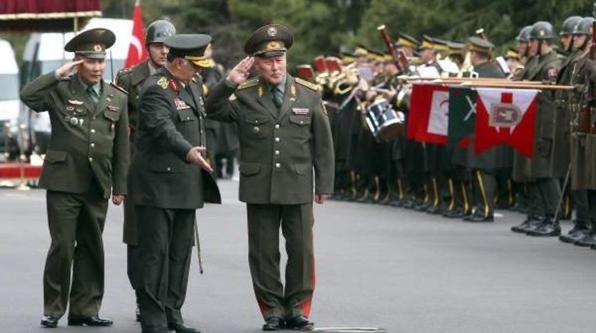 Kırgızistan Genelkurmay Başkanı Ankara'da