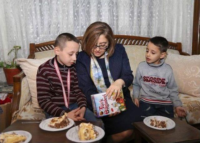 Fatma Şahin: “siz Dileğinizi Tutun Biz Gerçekleştirelim”