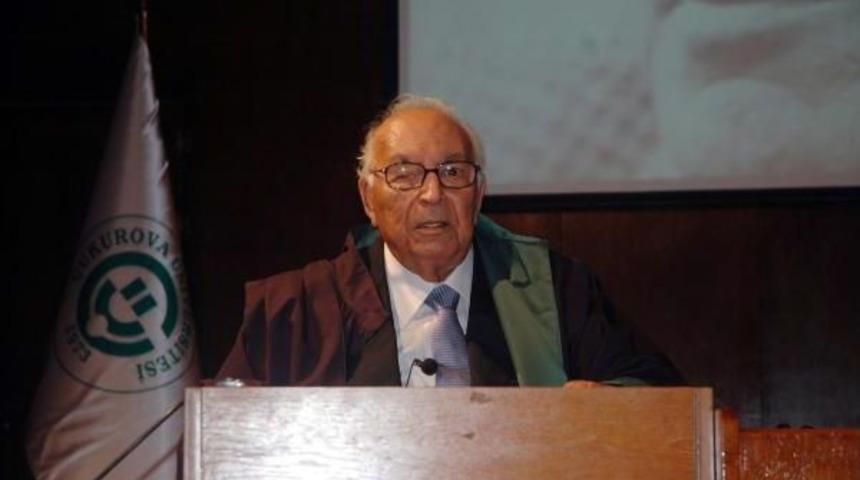 Memleketinden Yaşar Kemal'e' &Ccedil;ukurova &Ouml;d&uuml;l&uuml;'