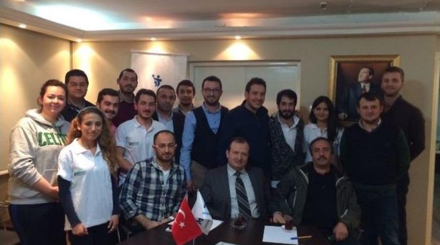 Kimya &Ouml;ğrencileri Atık Yağları Ekonomiye Kazandırılacak