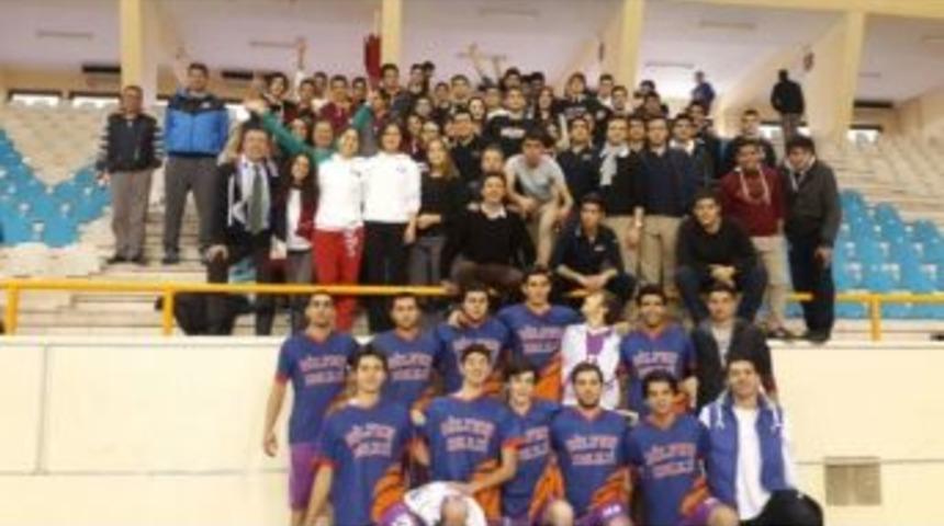 Sportif Başarıya Doymuyorlar