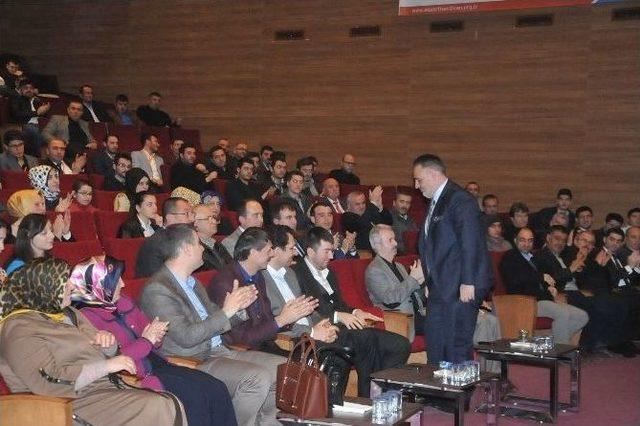 Sakarya Barosu Eski Başkanı Hacıeyüpoğlu Ak Parti Gençlik Kolları Kongresine Katıldı