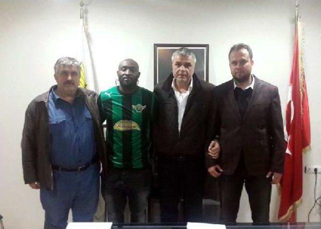 Akhisar Belediyespor Lualua Ile 1.5 Yıllık Sözleşme Imzaladı