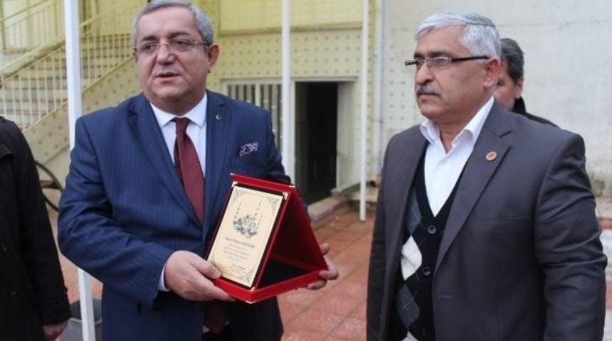 İşadamı Erdoğan&rsquo;dan Camiye Isıtma Yardımı