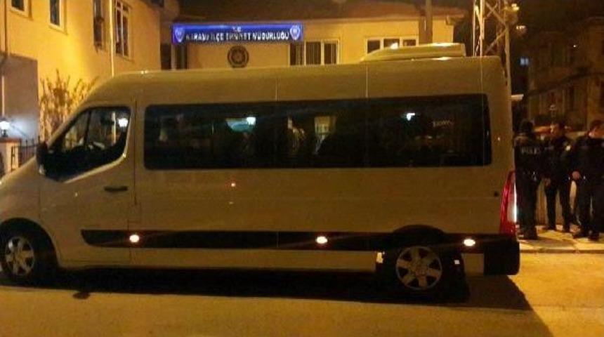 Sakarya'da Fuhuş Operasyonu: 45 G&ouml;zaltı