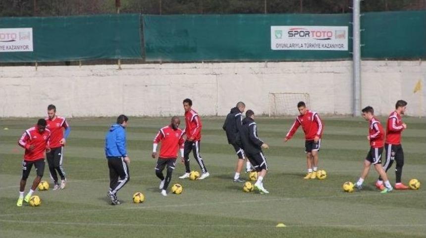 Kardemir Karab&uuml;kspor, İstanbul Başakşehir Ma&ccedil;ı Hazırlıklarını Tamamladı