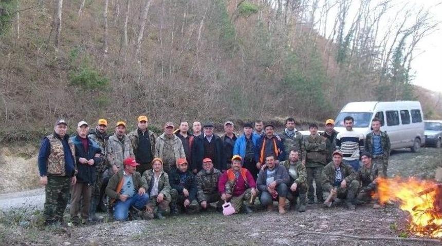 &Ccedil;atalzeytin&rsquo;de 40 Avcı S&uuml;rek Avına &Ccedil;ıktı