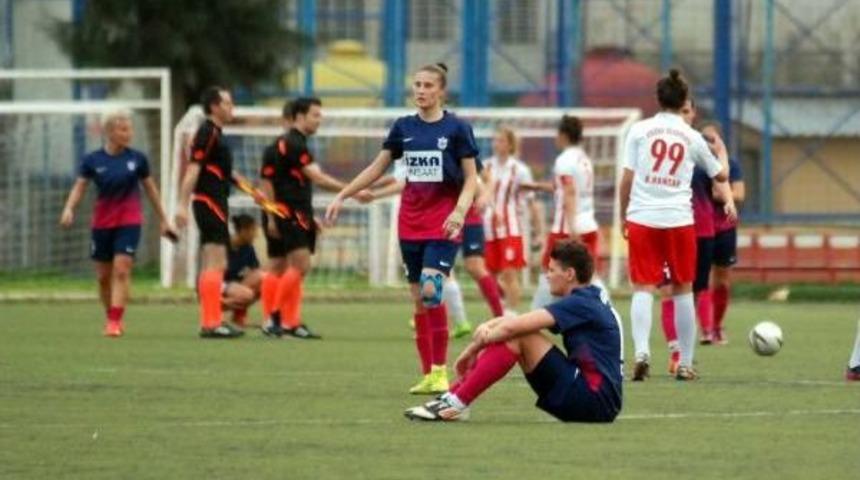 Konak Belediyespor'un G&ouml;z&uuml; Golc&uuml;lerinde