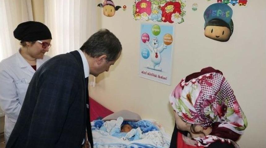 Hasan Sağlam, Yenikent Ve Hendek&rsquo;i İnceledi