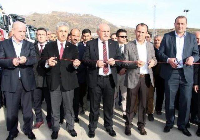 Şırnak Özel İdaresi'ne Alınan Araçlar Ak Parti Ve Hdp'li Vekilleri Buluşturdu