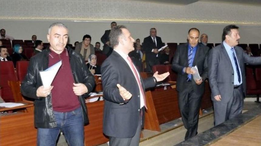 Meclisteki Plan Notu Değişikliği Chp&rsquo;yi Birbirine D&uuml;ş&uuml;rd&uuml;