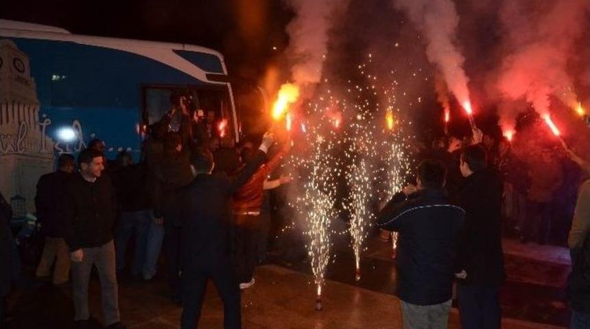 (&ouml;zel Haber) Avrupa Şampiyonları Yuvaya D&ouml;nd&uuml;