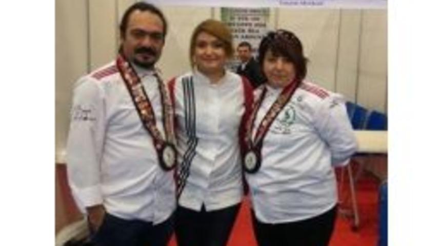 Uluslararası Yarışmadan Ad&uuml;&rsquo;ye &Ouml;d&uuml;l