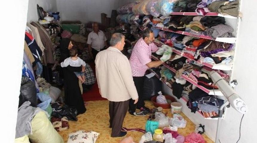 Cami Derneği&rsquo;nden İhtiya&ccedil; Sahiplerine Yardım