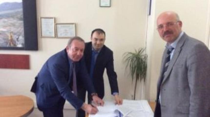 Sungurlu Myo Kampüsüne Öğrenci Yurdu İçin İmza Atıldı